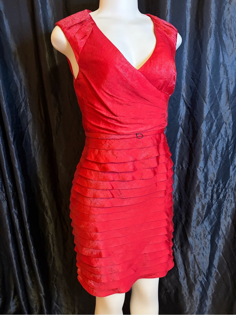 Andre Oliver Red Sleeveless V-Neck Pleated Tiered Mini Dress